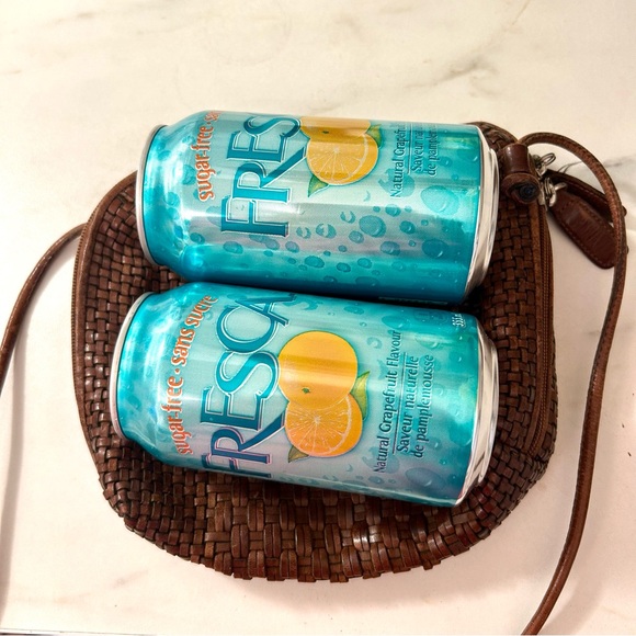 Vintage woven leather CEM purse - Picture 9 of 9